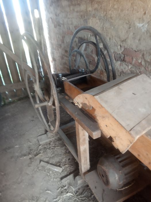 Продається січкарня велика