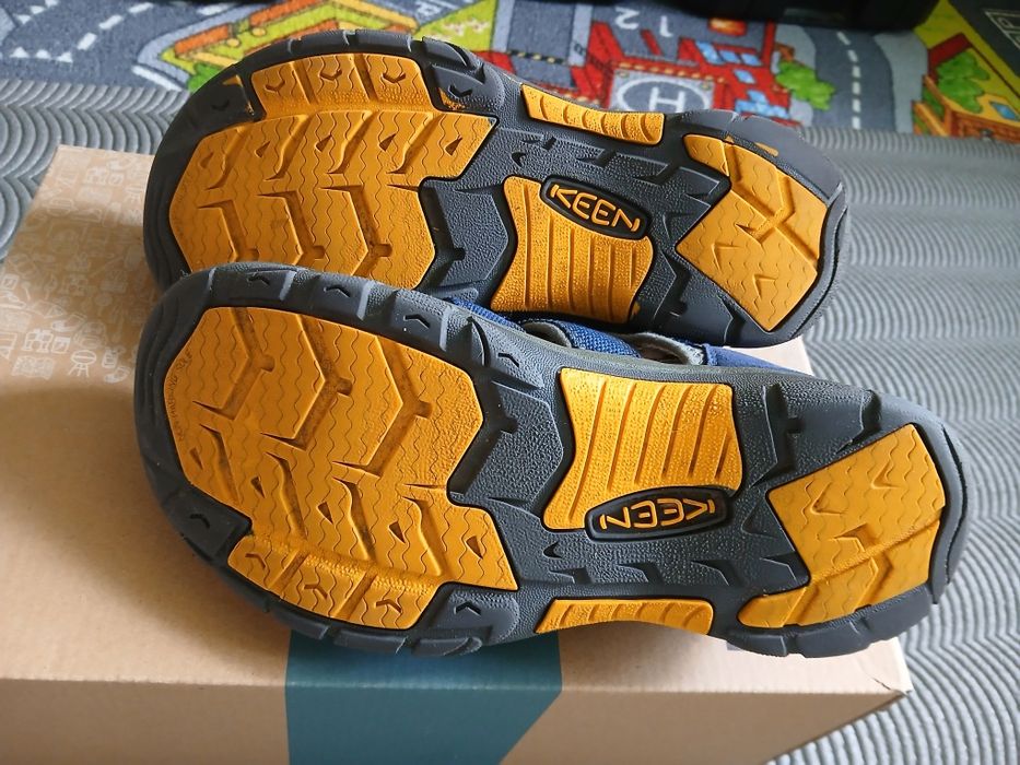 Wygodne sandały Keen rozmiar 38