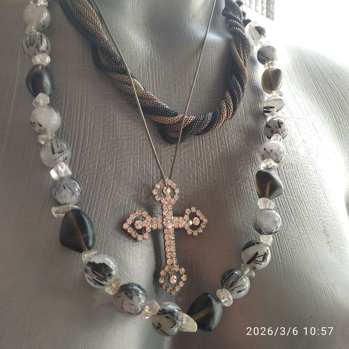 бусы кворц  с иголками  турмалина плюс бижутерия