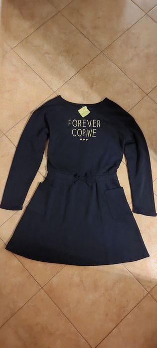 Vende-se um vestido