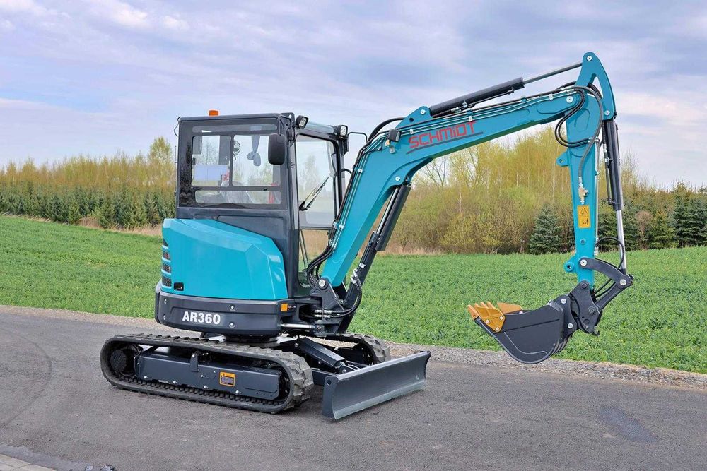 Minikoparka 3.8t SCHMIDT AR360 Kubota D1703 Klima Zero Tail 2026