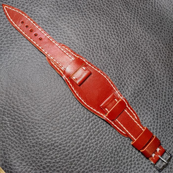 Pasek do zegarka ręczna robota plus podkładka