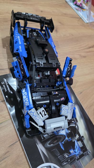 Lego Technic 42123