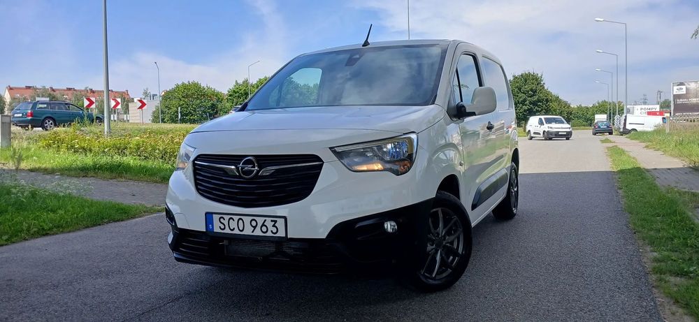 Opel Combo  Combo 2020 rok 1.5d