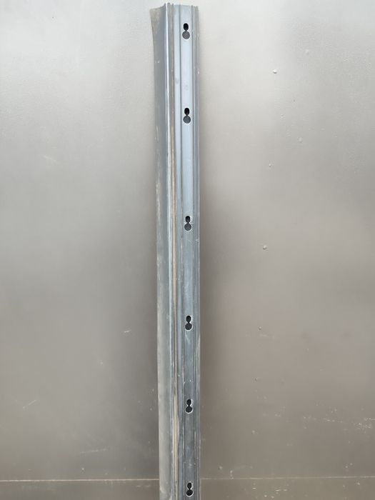 Ущільнювач порогу правий Nissan rogue t33 разборка ніссан рог т33