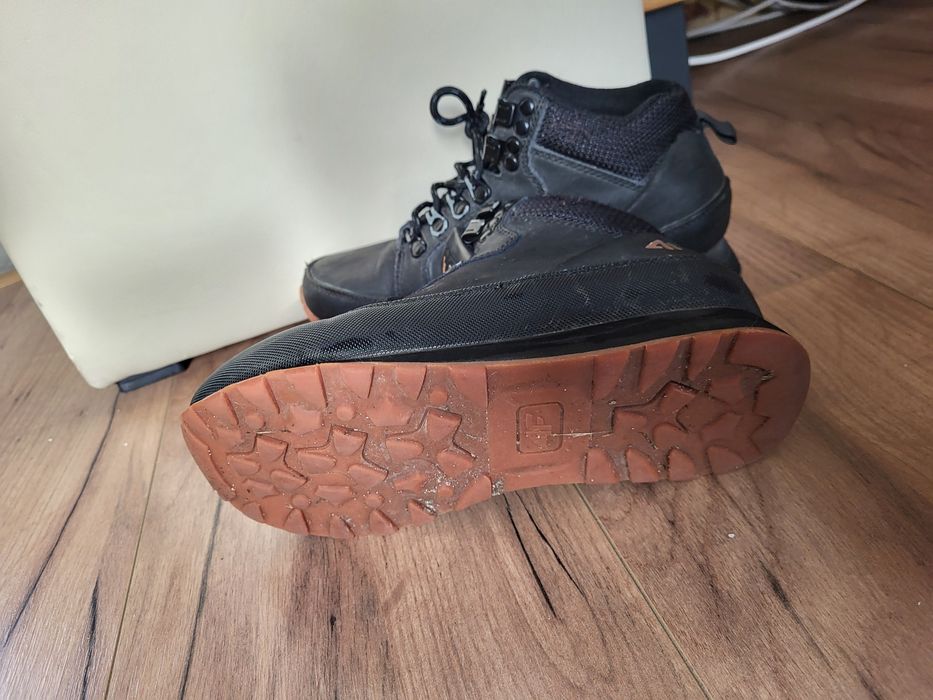 Trapery 4F Expedition r.36 skóra