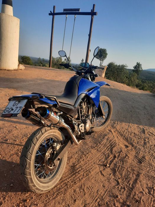 Yamaha XT 660R – Bom estado – Com escape desportivo e original