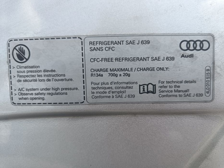 Продам капот на авто Audi q7