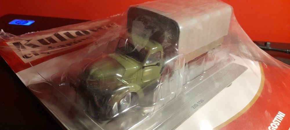 ZIS 150 (Nr 17) DeAgostini Zafoliowany w blistrze z gazetką