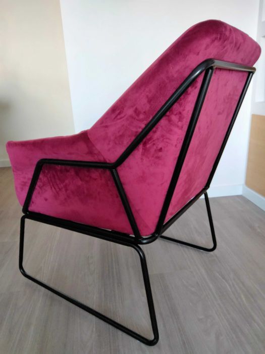 Cadeirão vermelho