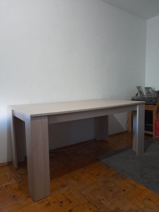 Mesa 180cm x 90cm
