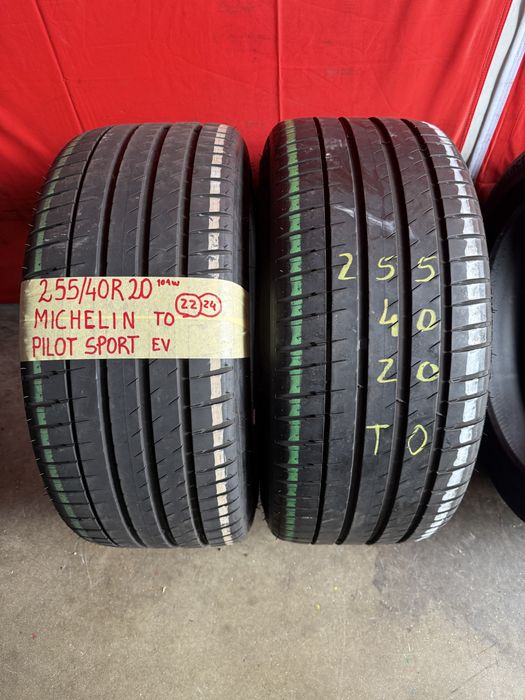 Pneus 255/40/20 Michelin Homolgacao tesla Impecaveis