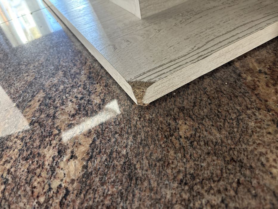 Conjunto de sala classica e elegante da conforama .