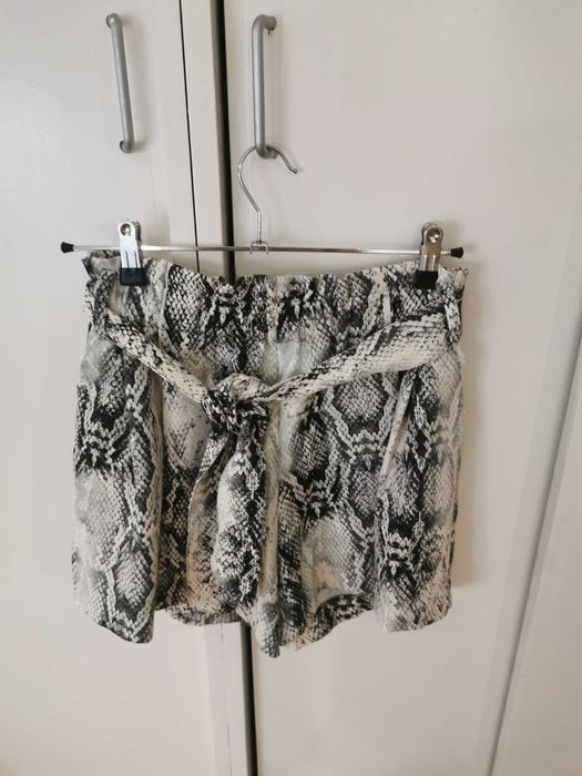 Calções Zara Tam M
