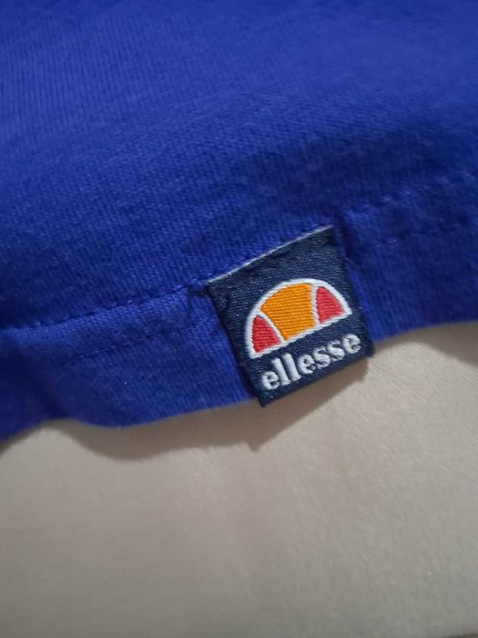 T-shirt Ellesse azul