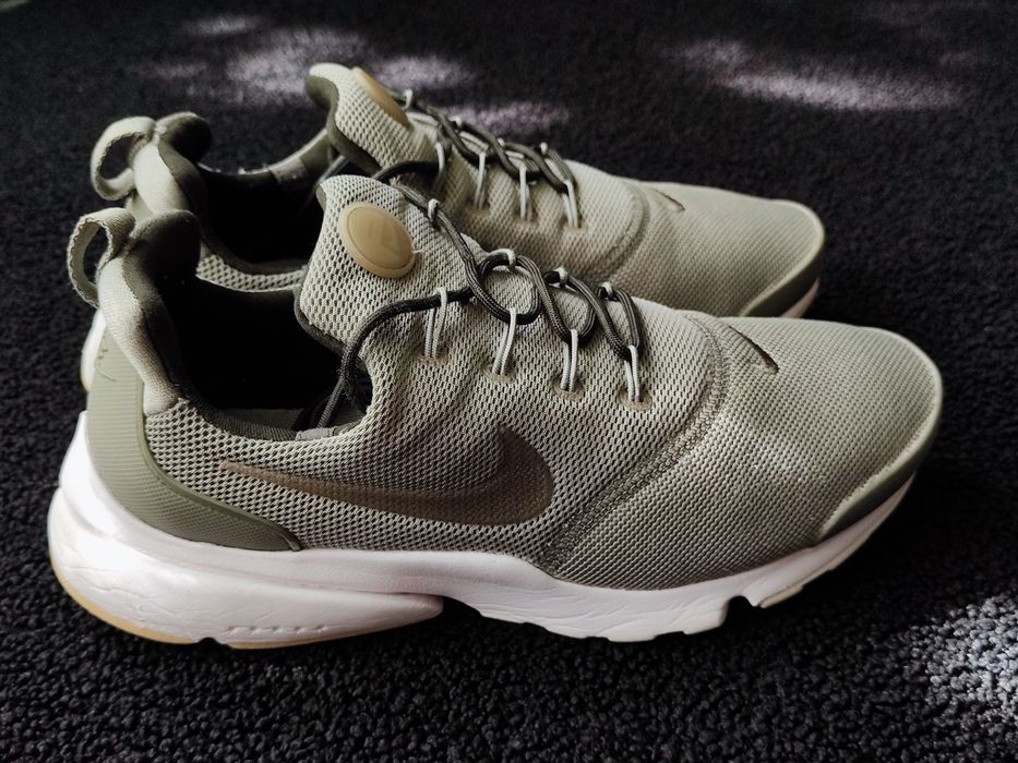 Nike Air Presto Fly