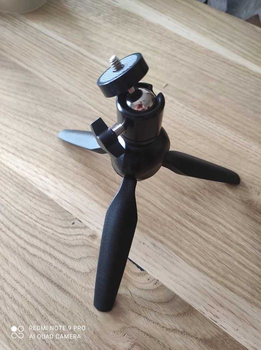 STATYW 1/4 MINI  Projektor Aparat Kamera