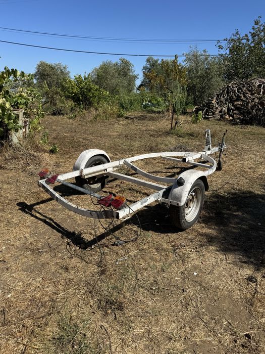 Reboque / Atrelado para Barco – Eixo Simples – 500€ Negociável