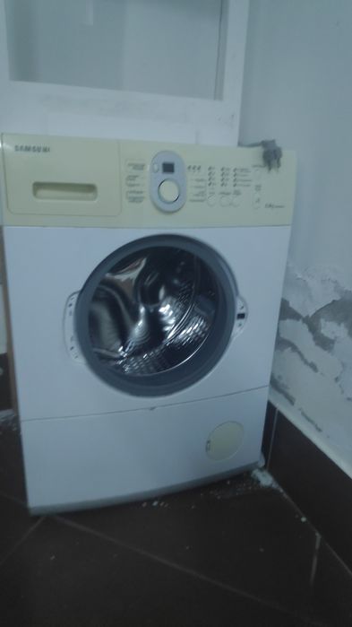 Máquina de lavar roupa Samsung