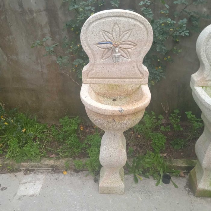 Fonte em granito amaciado