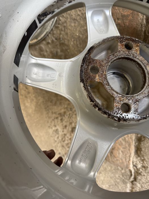 Диски 4/108R16 ET25 6.5J ЦО65.1 Peugeot Partner Citroen Berlingo C4 Picasso 206 207 3007 5008