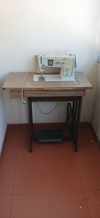 máquina de costura