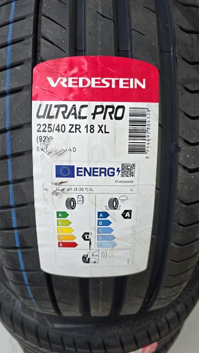 P24 4 x 225/40r18 Vredestein Ultrac Pro 92Y XL opony letnie nowe
