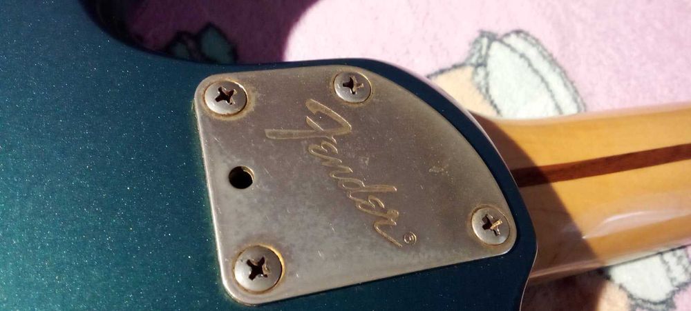 Бас гитара Fender Presicion Basss