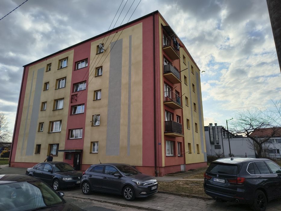 Mieszkanie z garażem przy bloku