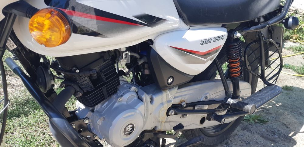 Bajaj 150 2022 року