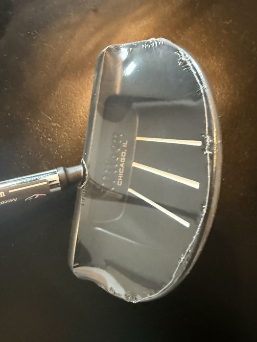 Putter Wilson 2024 Infinite Men's South Side Golf Putters - Right Hand