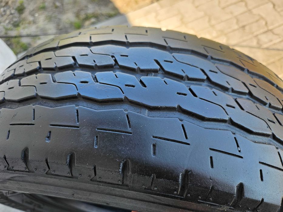 Lato Firestone 225/65 R16C 5.5mm