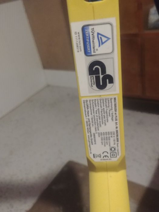 Wielofunkcyjna szczotka elektryczna Gloria Multibrush do czyszczenia kostki brukowej