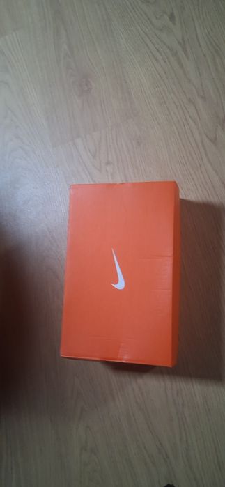 Chuteiras Nike Tiempo Legend 8 Club Fg/Mg