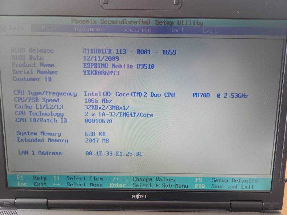 Laptop Fuji Esprimo D9510 Intel 2,5 GHZ 2GB z ładowarką