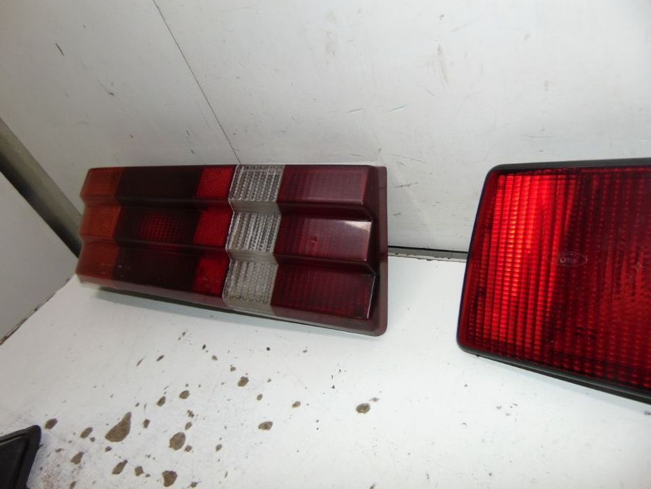 Ford escort mk3/4 / fiesta farolins