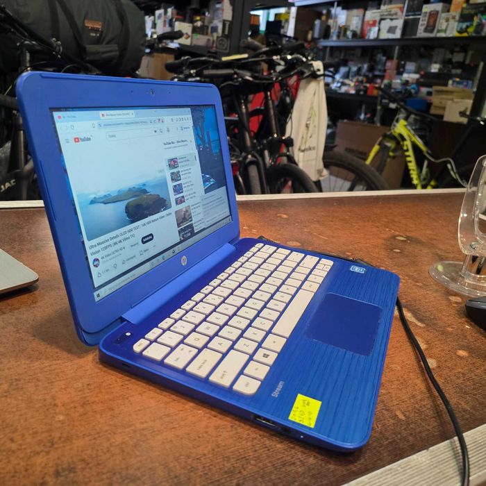 Laptop HP 2x1.6 32gb