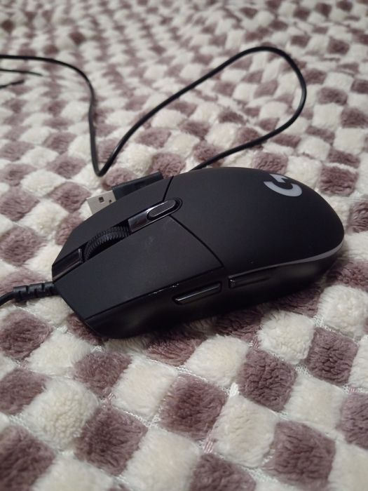 мишка logitech g102