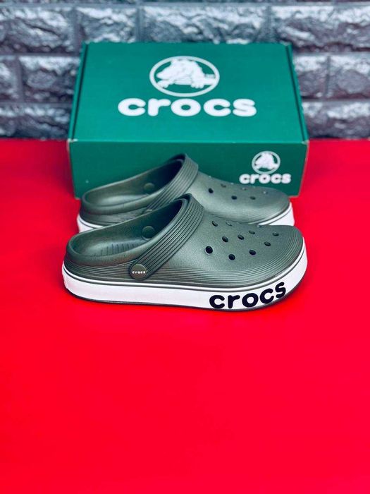 Crocs хаки женские мягкие поведневные тапки кроксы легкие шлепки кроксы жіночі топ предложение на лето