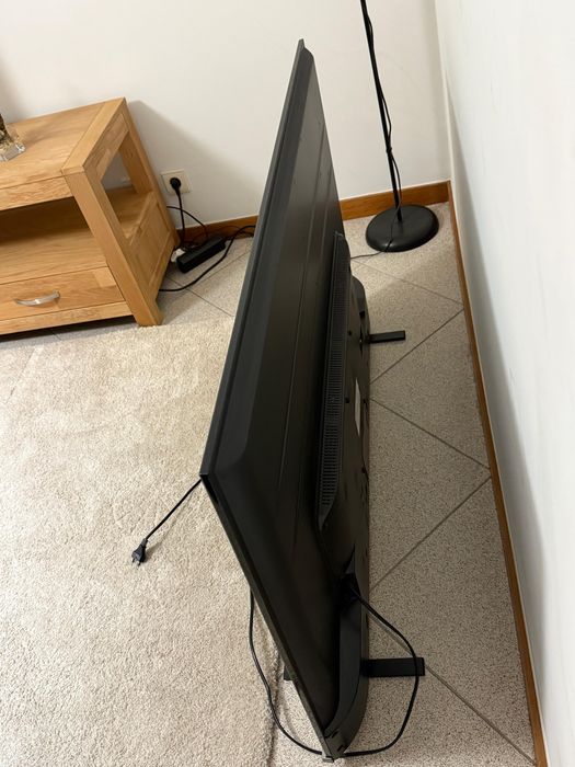 VENDO TOSHIBA TV 55" - 55QA4163DG usada