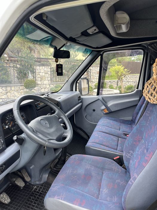 Mercedes -Benz sprinter 312  1997 евакуатор