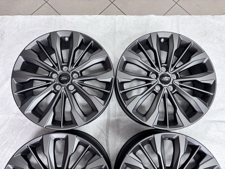 NOWE oryginalne felgi Ford Puma 5x108 7Jx18 ET47,5 Focus Mondeo Kuga Connect Tourneo B-max C-max