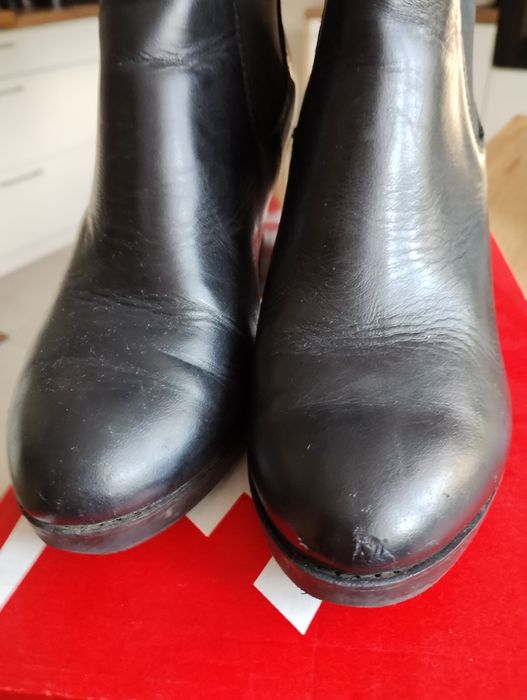 Sprzedam botki skórzane