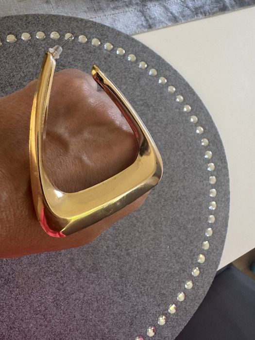 Kolczyki duże lekkie trójkąty 7 cm