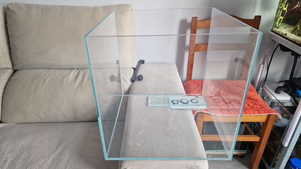 Vende se aquario cubo