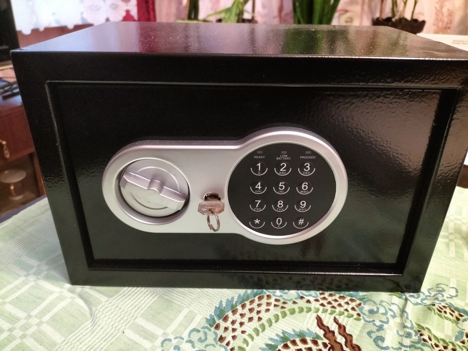 Сейф електронний цифровий Expert KS-20EW