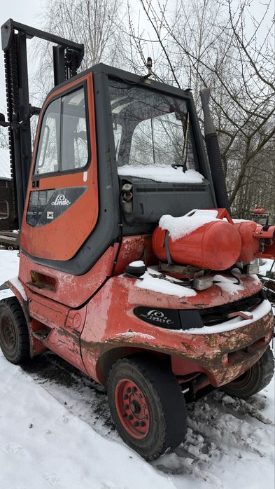 Wozek widlowy linde H 40