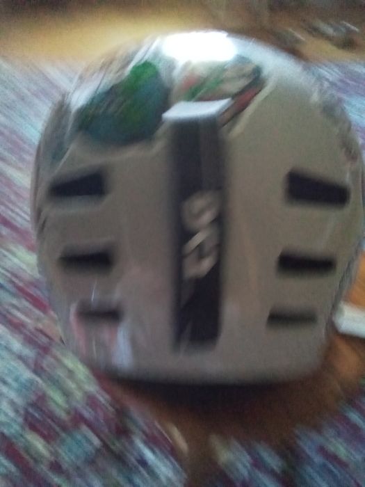 Шлем и др.для сноуборда.