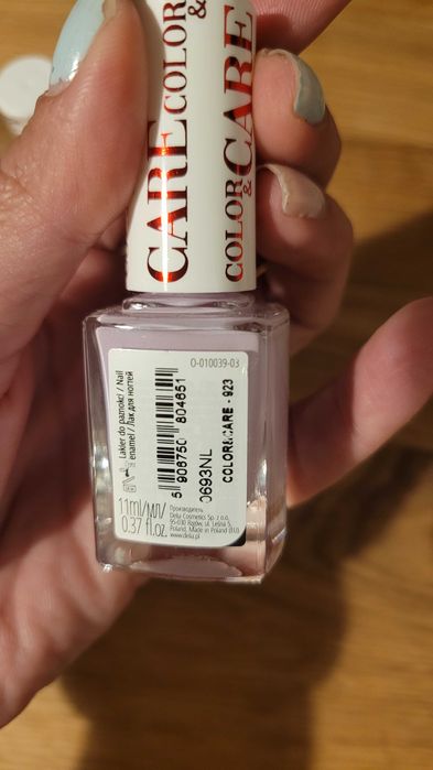 Zestaw lakierów do paznokci nowych