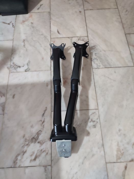 Suporte para 2 monitores